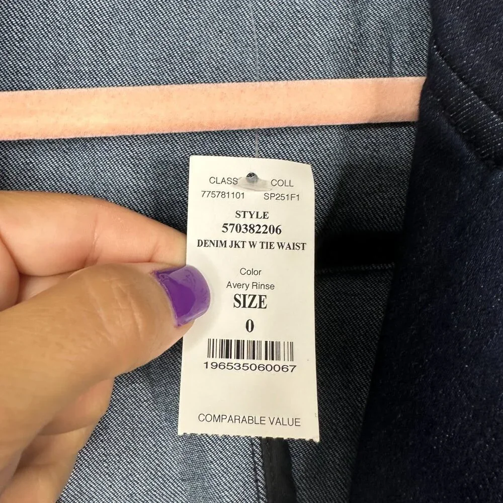 White House Black Market workwear office